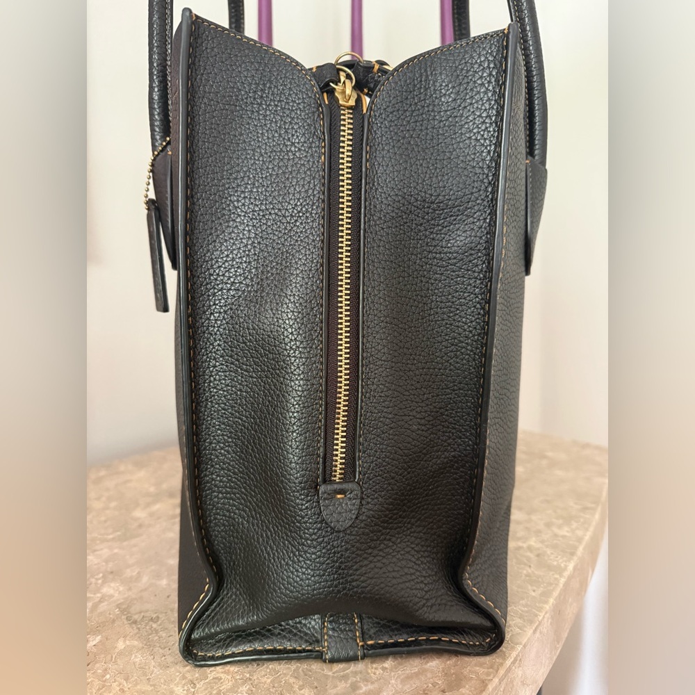 Coach Cashin Carry Tote 29 (D2081-879) - Picture 3 of 15